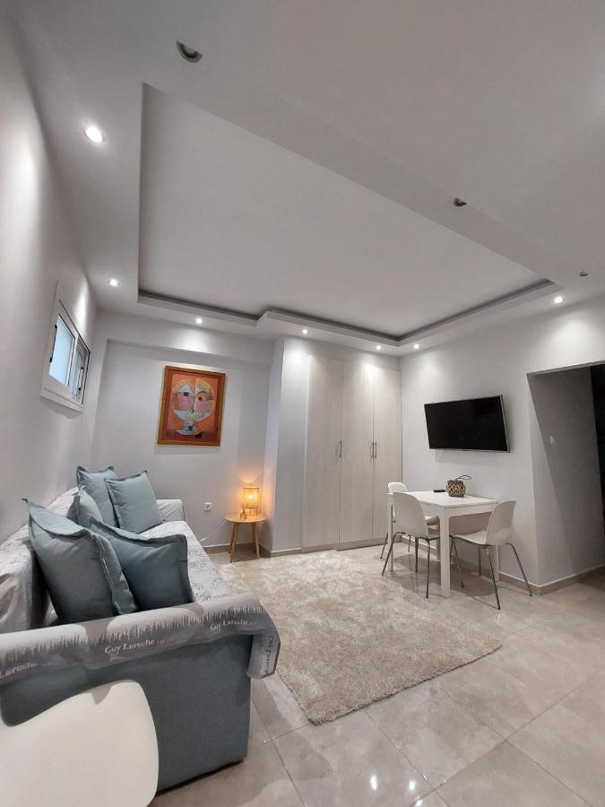 Zeppelin Apartment Loutraki  Exterior photo